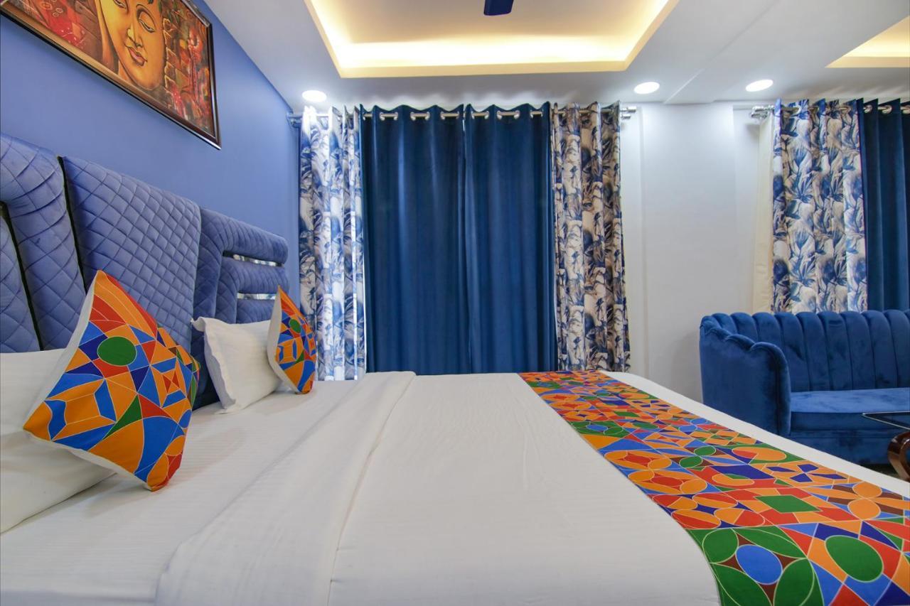 Fabhotel Satyam International ノイダ エクステリア 写真