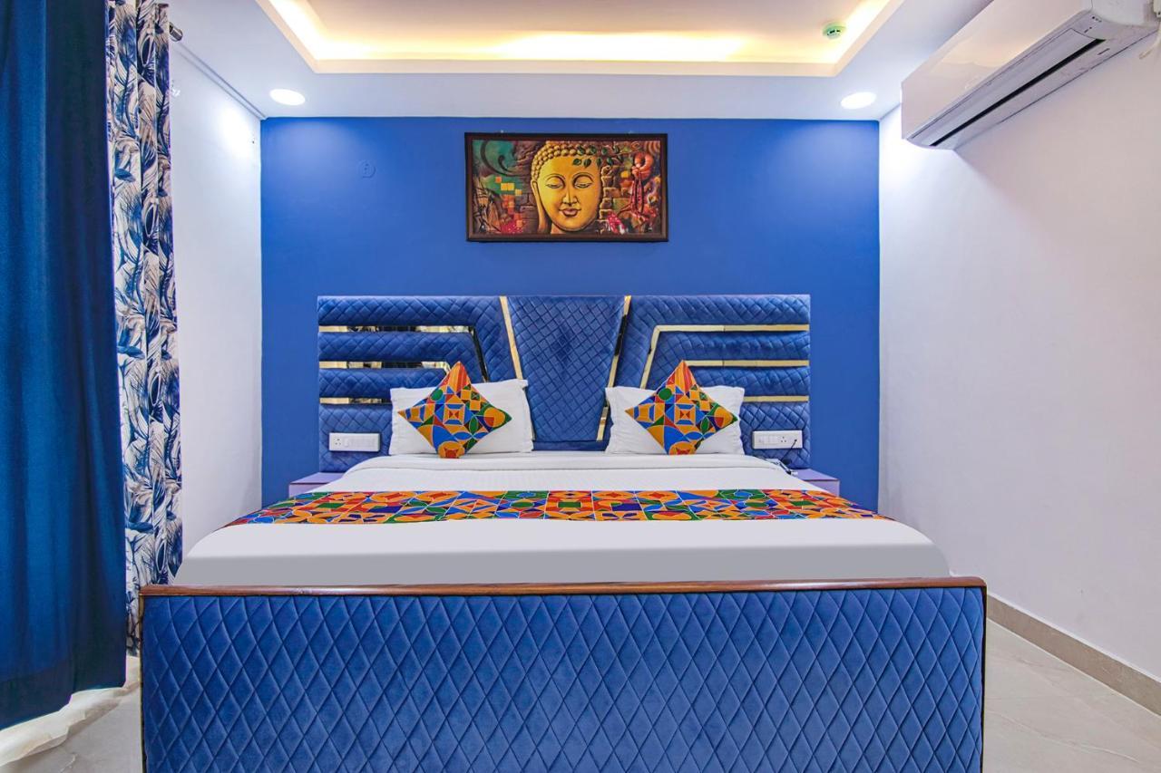 Fabhotel Satyam International ノイダ エクステリア 写真