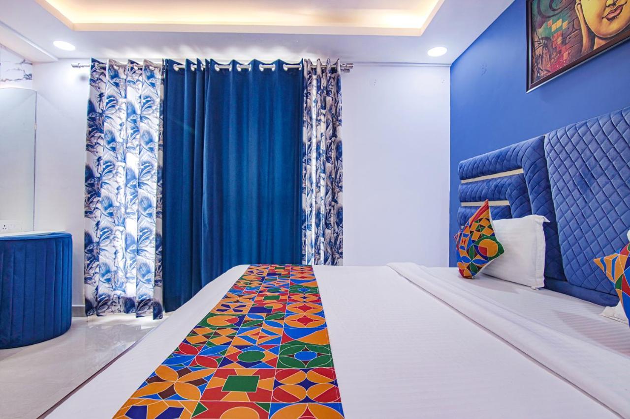 Fabhotel Satyam International ノイダ エクステリア 写真