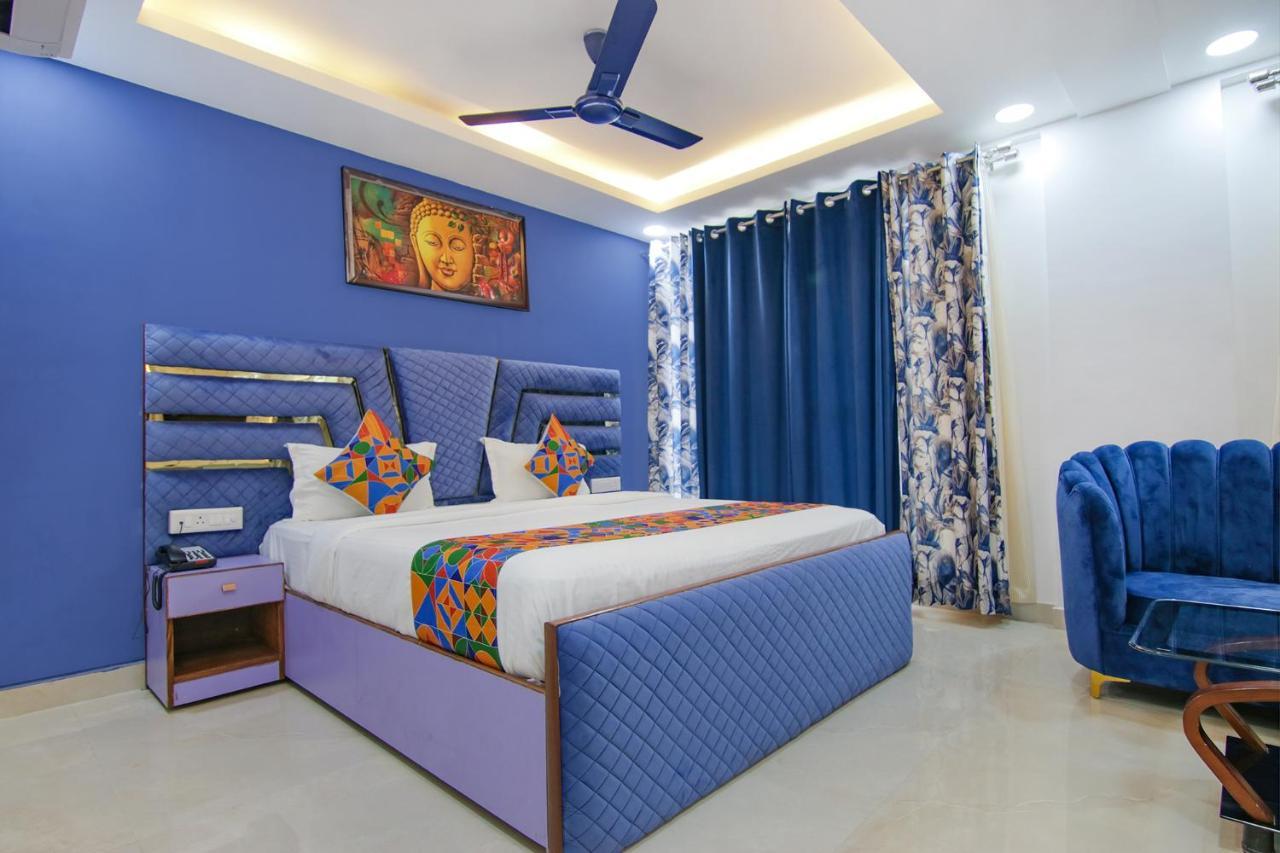Fabhotel Satyam International ノイダ エクステリア 写真